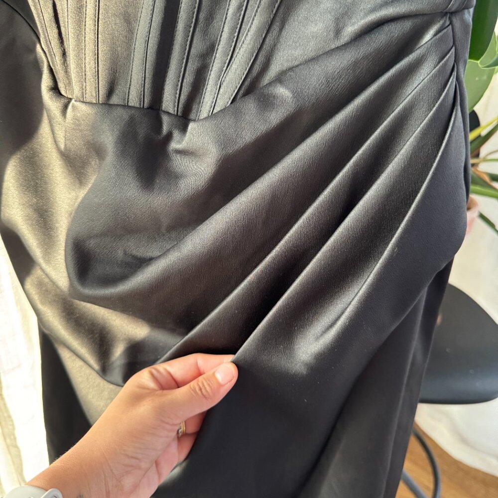 HOUSE OF CB Loretta Off-Shoulder Corset Satin Dress – Size L - Picture 14 of 15